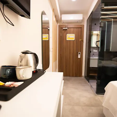 Lorend Hotel *
